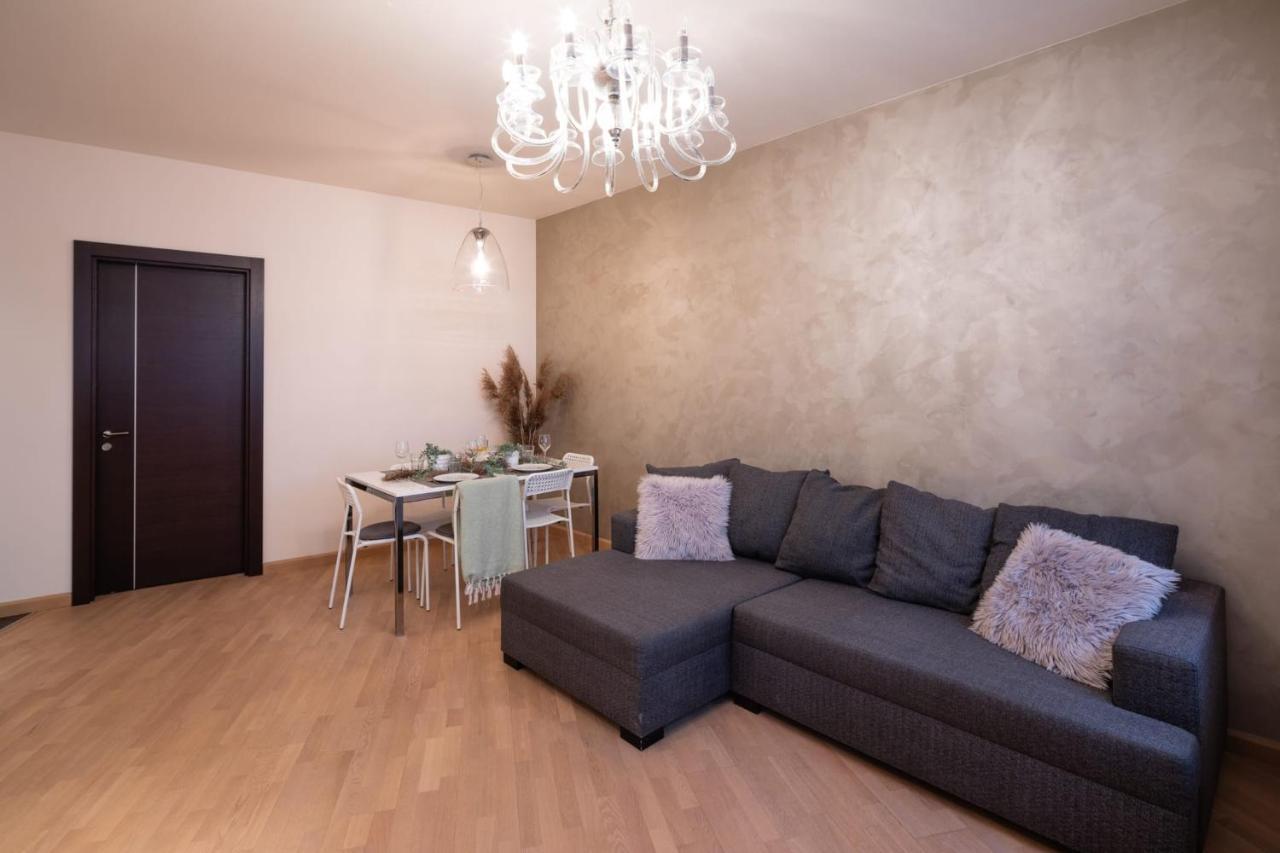Old Riga Two Bedroom Apartment With 2 Bathrooms Exterior photo